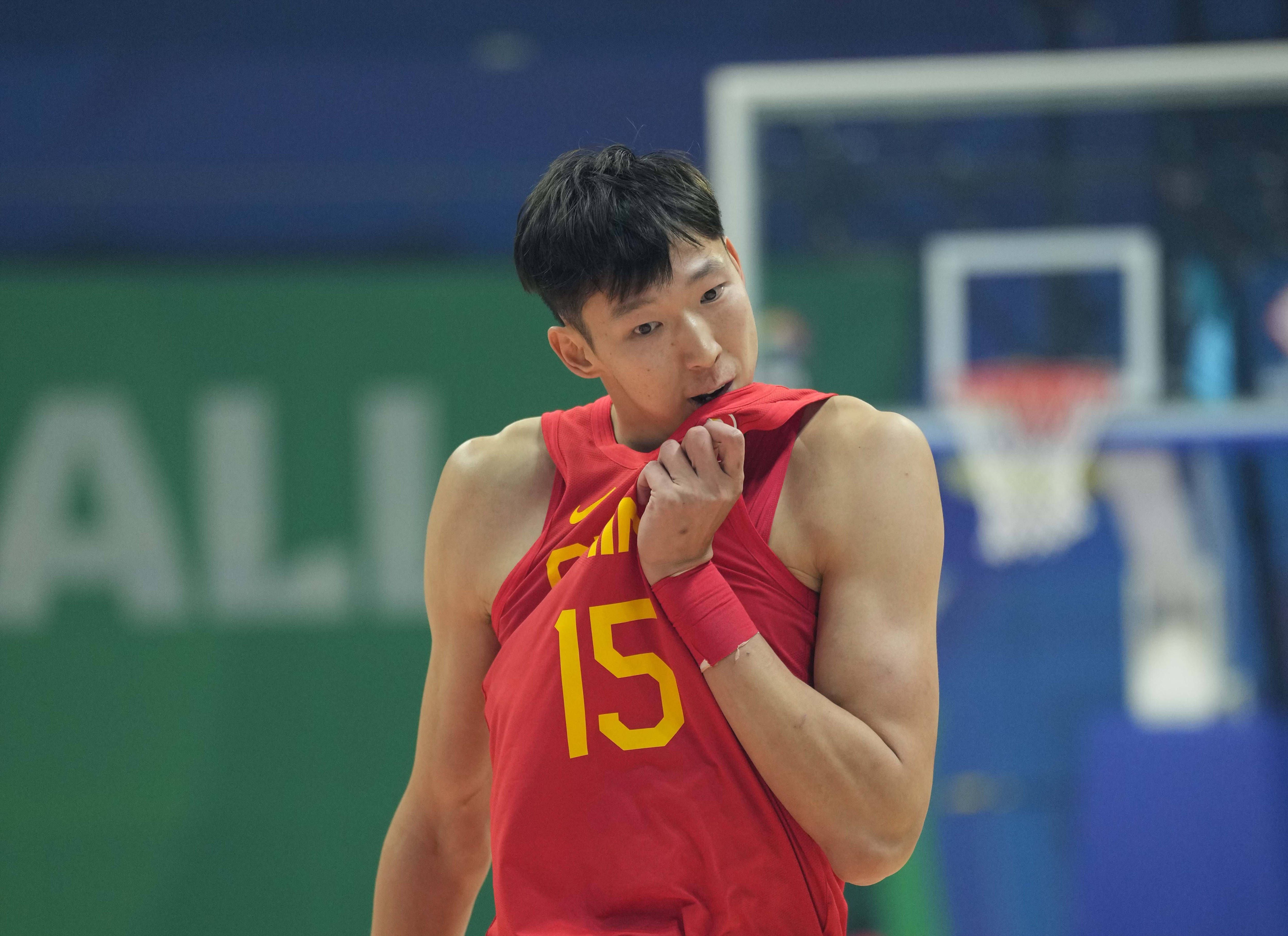 出于对俱乐部尊重，你必须总是全力以赴，而今天比赛上半场的情况并非如此。